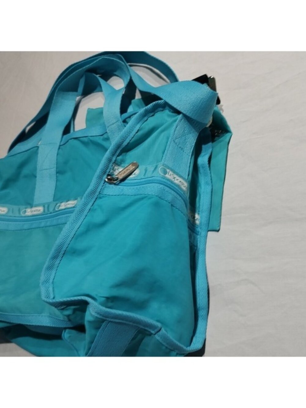 LeSportsac Aqua Medium Weekender Bag Vintage Made in USA - Picture 4 of 16